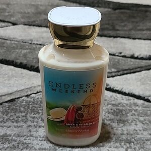 BATH & BODY WORKS ENDLESS WEEKEND SIGNATURE COLLECTION BODY LOTION